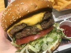 -The Habit Burger Grill 哈比特汉堡(爱琴海店)