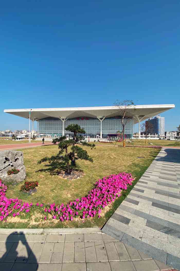 2020年11月29日,花都站正式开放迎客了.