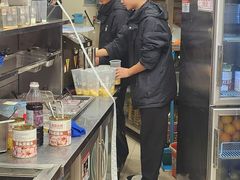 -蜜雪冰城(紫荆山顺河路店)