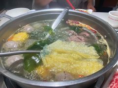 -八合里牛肉火锅(上海世茂广场店)