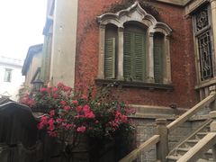 -杨桃院子咖啡吧(中华红墨店)