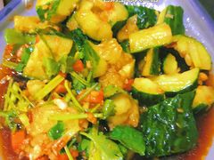-老刘生态大鱼坊铁锅炖鱼(赛马场店)