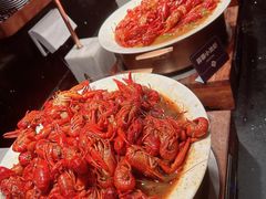 -钱小奴海鲜自助黑金店(杭州滨江龙湖店)