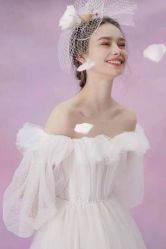 -Renee芮亦婚纱(原丽莎)