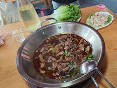 -大众跷脚牛肉馆·非遗传承单位(峨眉山店)