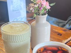 牛油果酸奶-雕刻时光咖啡馆(北师大店)