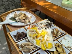 九宫格菌拼盘-大理董·董家小厨野生菌火锅(古城旗舰店)