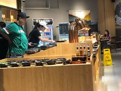 -爱伲PLUS·牛肉海鲜自助火锅(融创店)