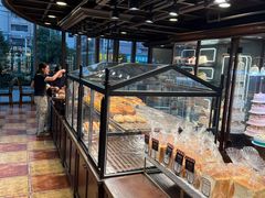 -红跑车蛋糕世界(网巾市店)