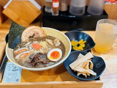 -柒鉦·日式豚骨拉麵(常德路店)