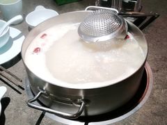 -马家斑.鲜鱼火锅(松湖万科店)