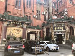 -梅龙镇酒家(南京西路总店)