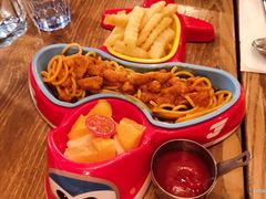 -必胜客(打浦桥日月光店)