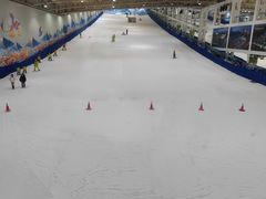 -乔波室内滑雪场