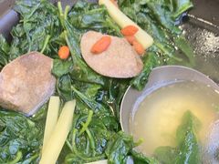 -粤盛海鲜平价店(洛溪食街店)