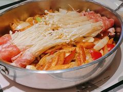 -黄记煌三汁焖锅(新佳丽江汉路店)