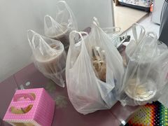 -老邮差酸辣粉麻辣烫(步行街店)