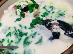 -姜君·千岛湖鱼头馆(浦东大道店)