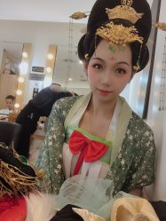 点击看大图 -盘子女人坊古装写真摄影(深圳店)