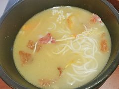 -银米·云南传统过桥米线(双廊黑金冠店)