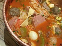 -成都你六姐·牛肉冒菜(城市集市合生汇店)