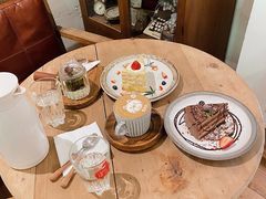 -懒鱼时光馆(沙坪坝店)