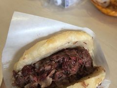 -闫家驴肉老店(华电一校店)