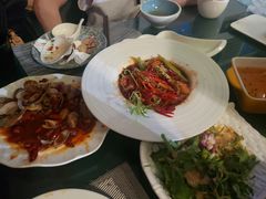 -忘忧草融合私房菜(红鼎国际店)