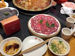 现切黄牛肉-一斗火锅·招财羊毛肚(泰吉滨江店)