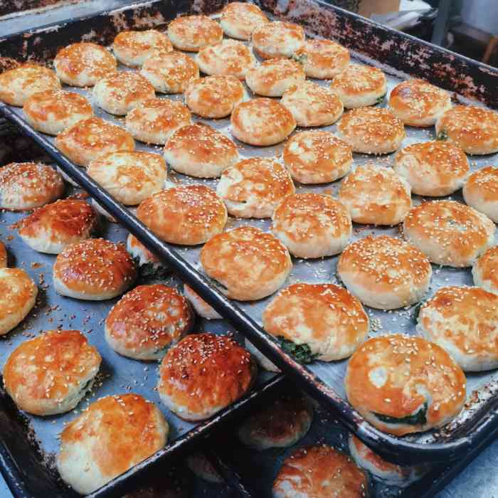 王天顺海苔饼-"听导游说的,紫阳街99号火到爆,排队老长.