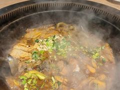 -咱屯子铁锅炖直营店(保利店)