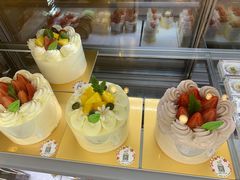 -花花卷卷·鲜食蛋糕(静安久光百货店)