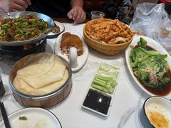 -梅利汴京烤鸭•开封豫菜地标店(东司门店)