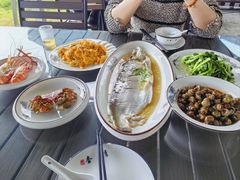 -七的湖·晚芳亭·阳澄湖农家菜·大闸蟹(莲花岛店)