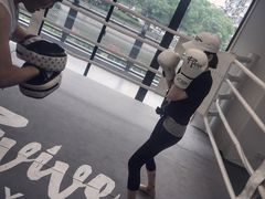 -EFL巴西柔术·综合格斗·泰拳·少儿体能训练(虹桥德必馆)