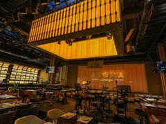 -洛缦音乐餐厅(工业展览馆万象城店)