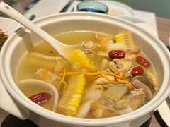 -港丽餐厅(来福士店)