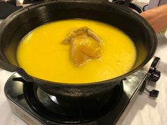 -鲜入围煮花胶鸡海鲜火锅