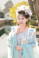 -梦回汉唐汉服旗袍体验馆(拙政园店)