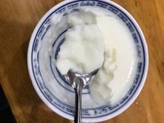 炖双皮奶-冰神糖水铺(国贸中心店)