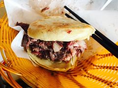 -闫家驴肉老店(华电一校店)
