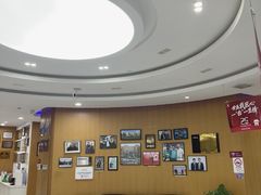 -雅悦齿科(顾村公园店)