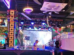 -路边边.炒菜烧烤.音乐餐厅(良乡长虹店)