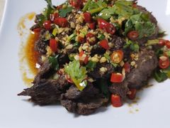 -墨脱石锅椰子鸡•香草鸭•东山羊(大东海店)