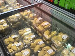 -华冠折扣超市(长阳店)