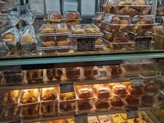 -白玉兰食品甜凤店(合生汇店)