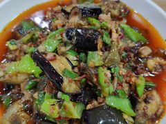 肉末茄子套饭-吃不亏特色包子(三峡广场店)