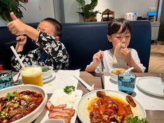 -港丽餐厅(来福士店)