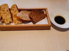 餐前面包-北京金融街丽思卡尔顿酒店·意味轩 Cepe