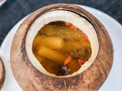 椰子炖乌骨鸡-達揚原味燉品(文明路店)